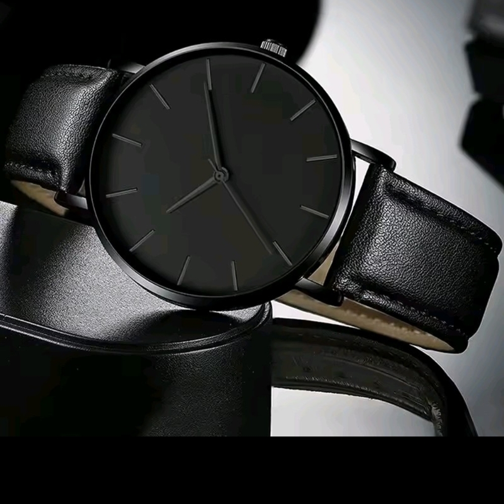 Sleek Black Leather Men's Watch